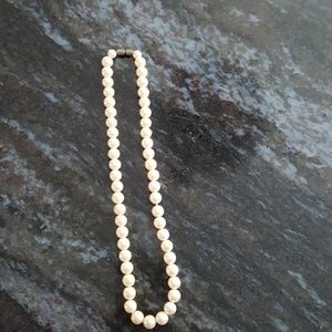 Vintage Faux pearl necklace